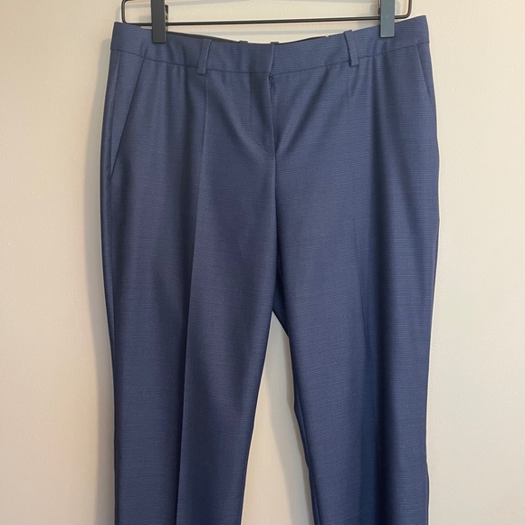 NWT! BOSS Hugo Boss dress pant, Size 2. Straight leg, slim fit. - Picture 4 of 12